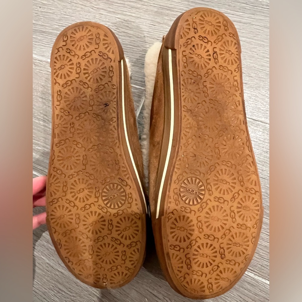 UGG shearling slippers with sneaker bottom - Picture 3 of 6